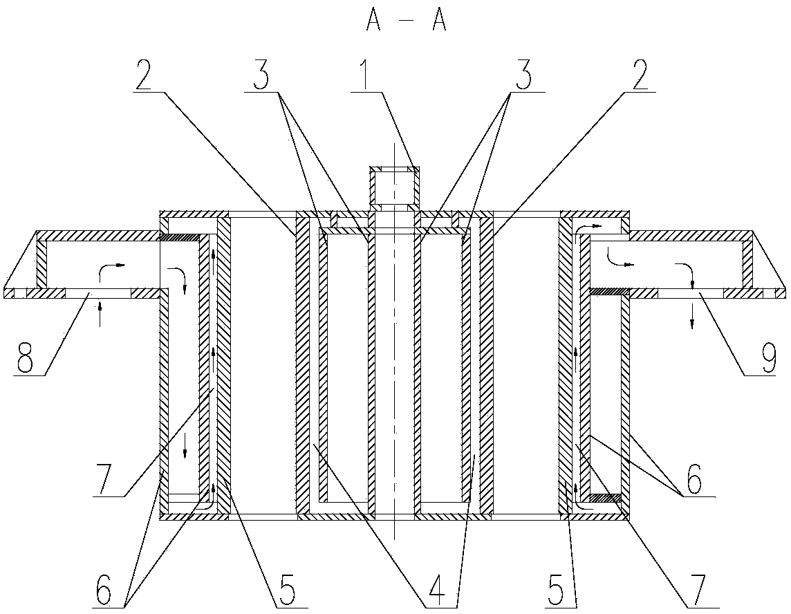 Crystallizer device for continuously casting hollow tube blanks