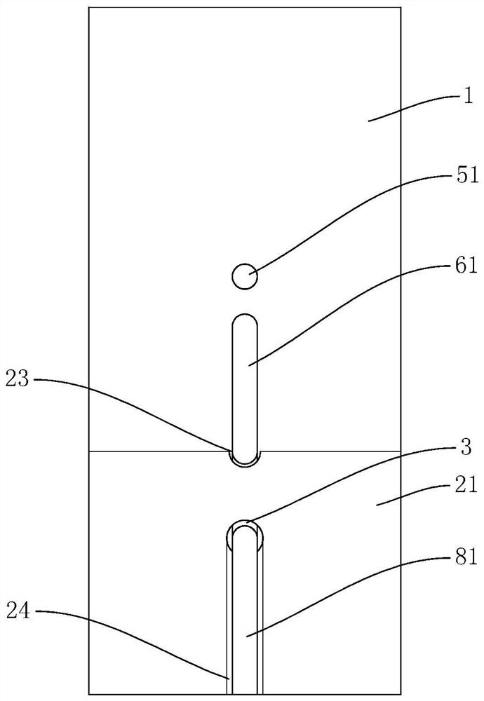 On-chip antenna based on glass through hole array