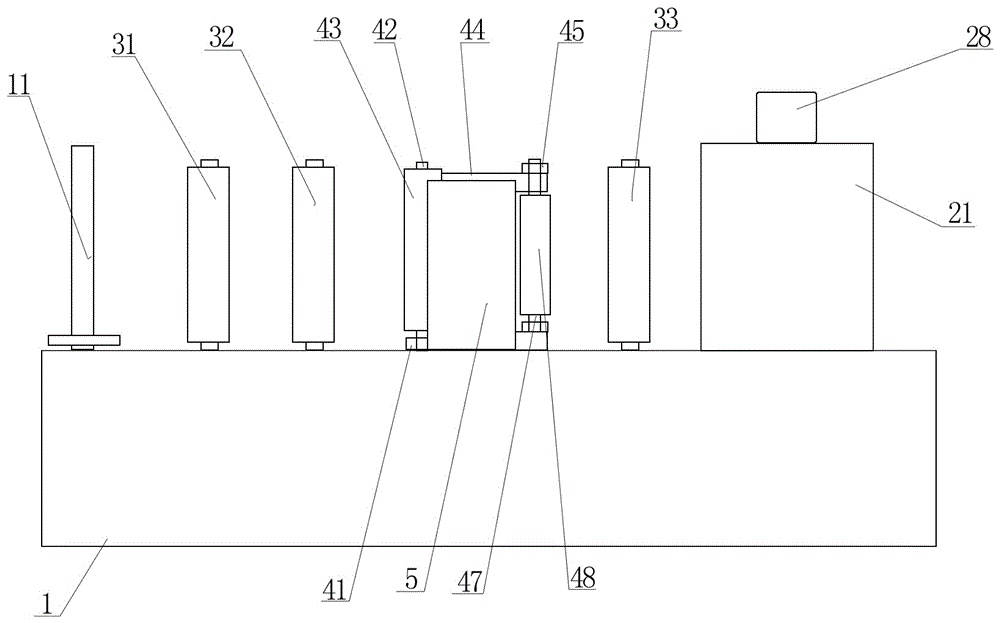 Uniform yarn waxing mechanism for spinning