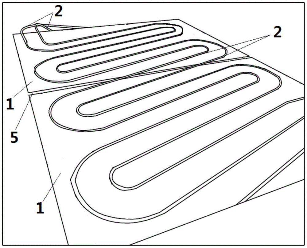 High-strength foldable prefabricated floor heating plate and manufacturing method thereof