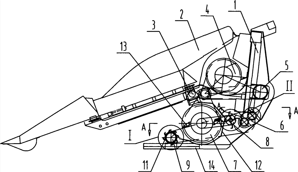 Straw strip collection type corn cutting table