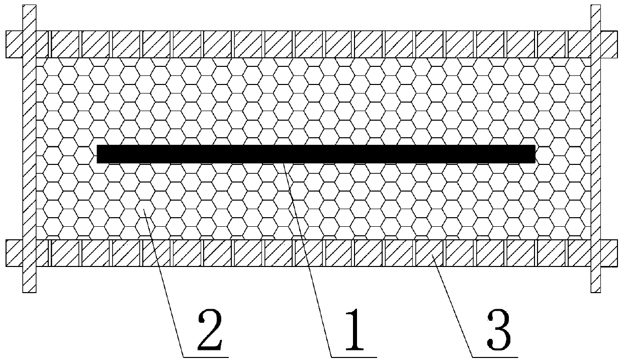 Support-free perforated metal film preparation method