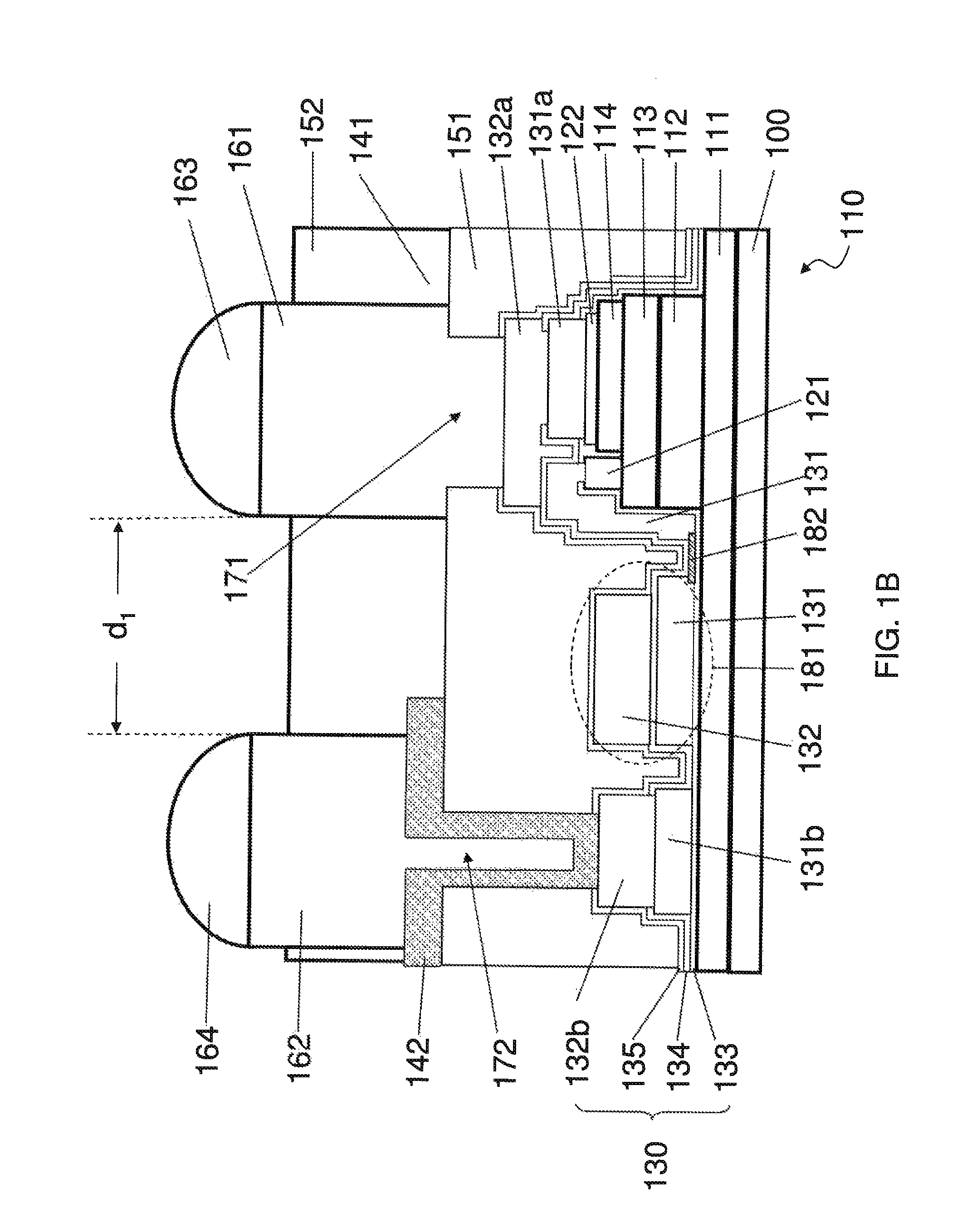 Layout structure of heterojunction bipolar transistors