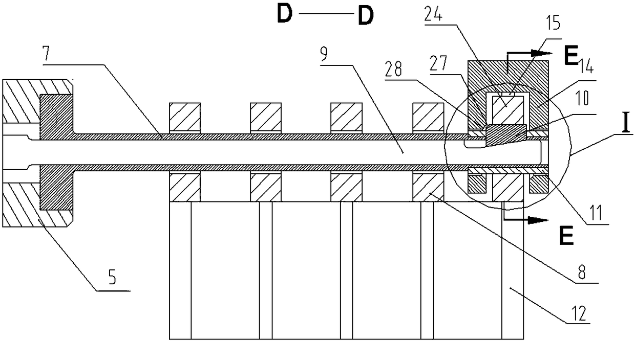 Cracking processing device for crankcase bearing seat