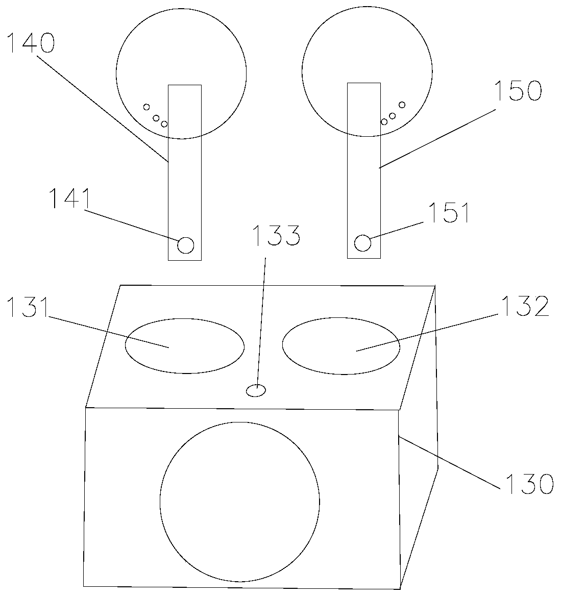 Control method and device for sharing microphone of speaker and audio equipment