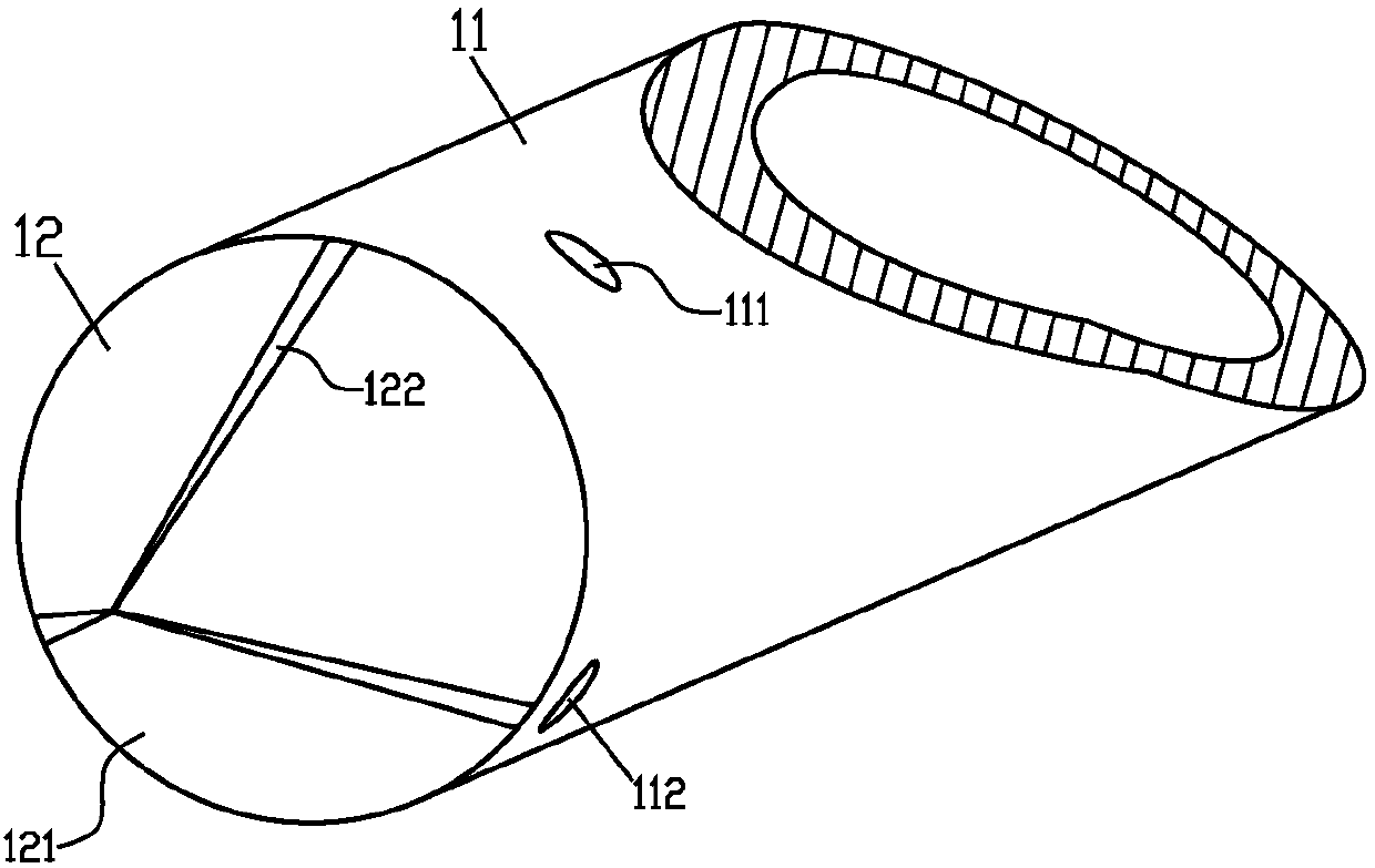 Self-cleaning double-needle injection needle assembly for saline injection machine