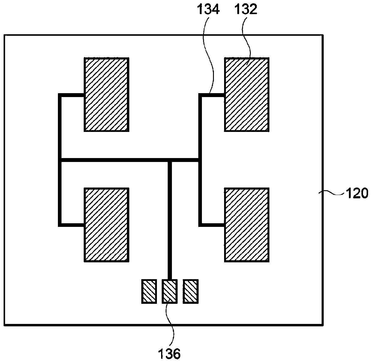 Film antenna and display device comprising same