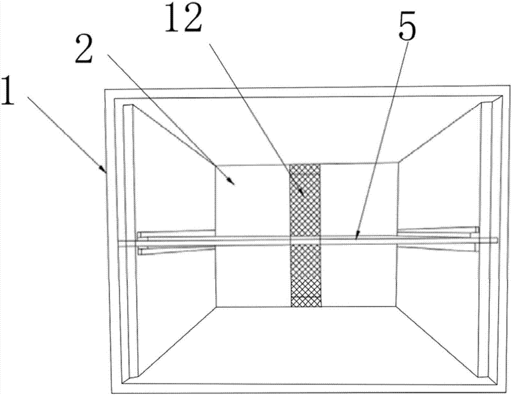 Beehive capable of improving bee environment