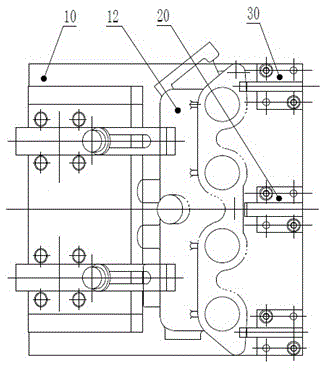 An engine intake pipe clamp