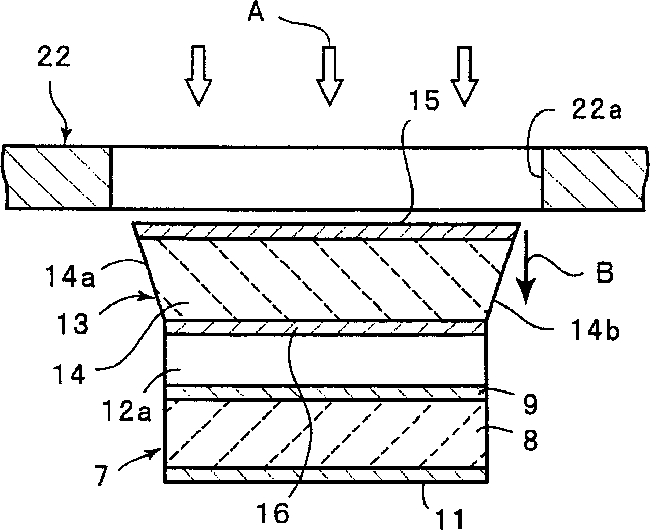 Piezoelectric resonator frequency adjustment method and piezoelectric resonator