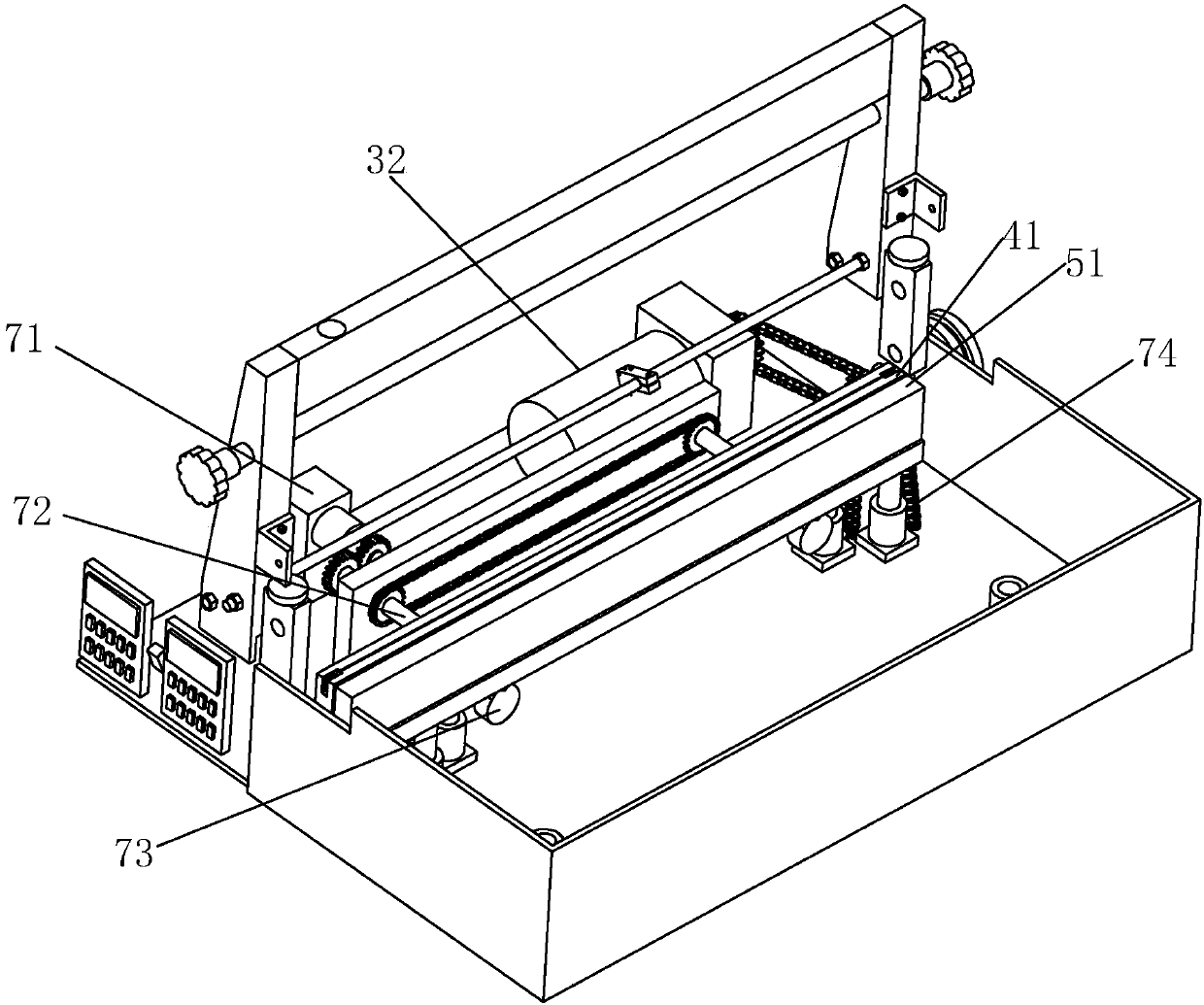 A three-dimensional packaging machine