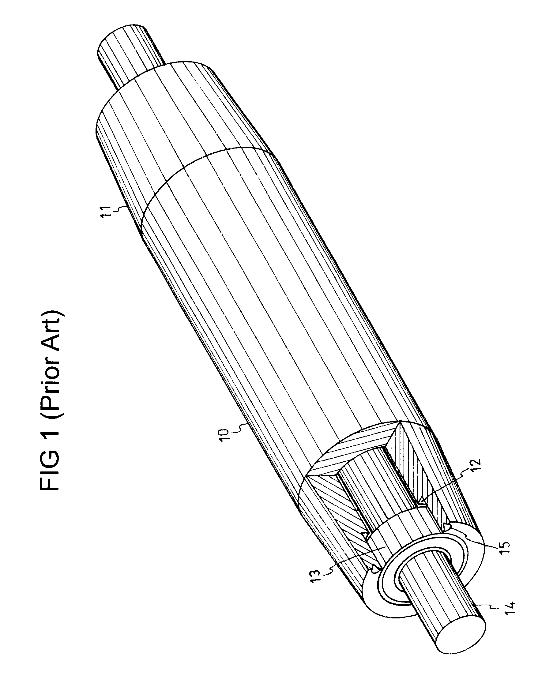 Concentric machining device for a roller