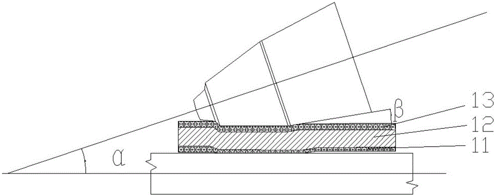 Preparation method for bimetal metallurgy composite pipe of three-layer structure