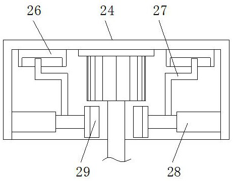 Cleaning device for aquaculture and operation method