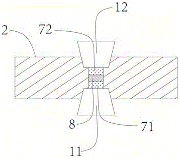 Method for assembling sample and thermal insulation salt sheet in hole of sample in diamond anvil cell experiment