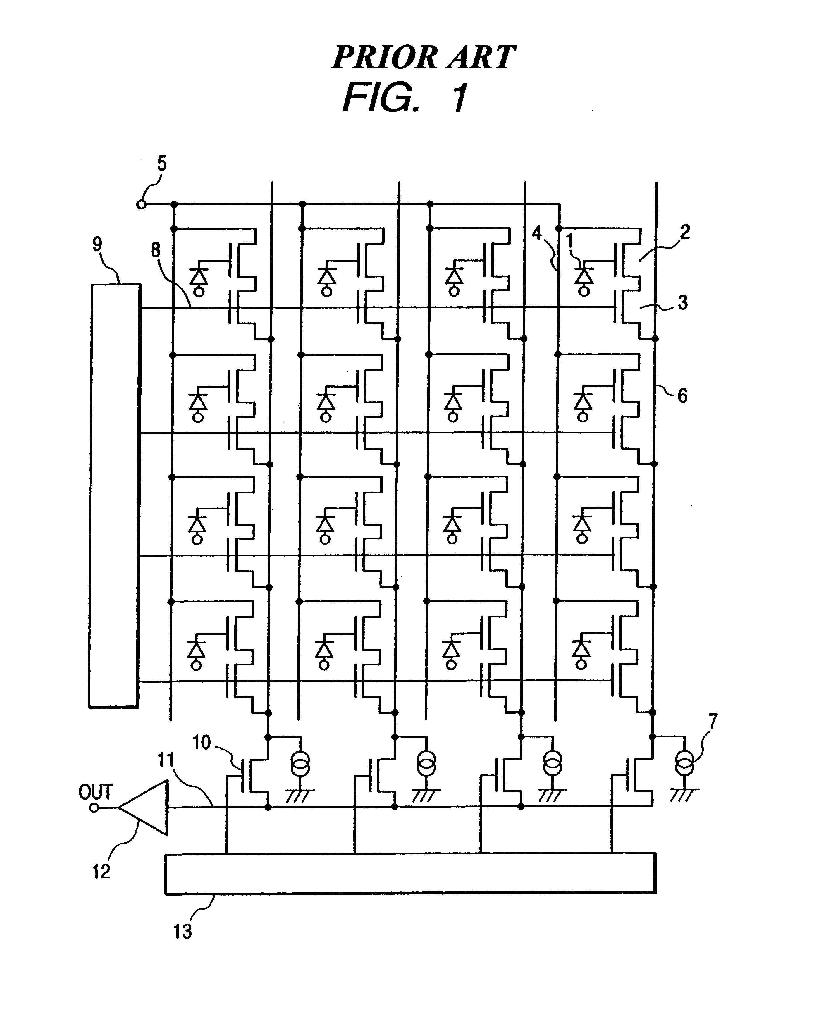 Photoelectric conversion apparatus which avoids certain shading effects