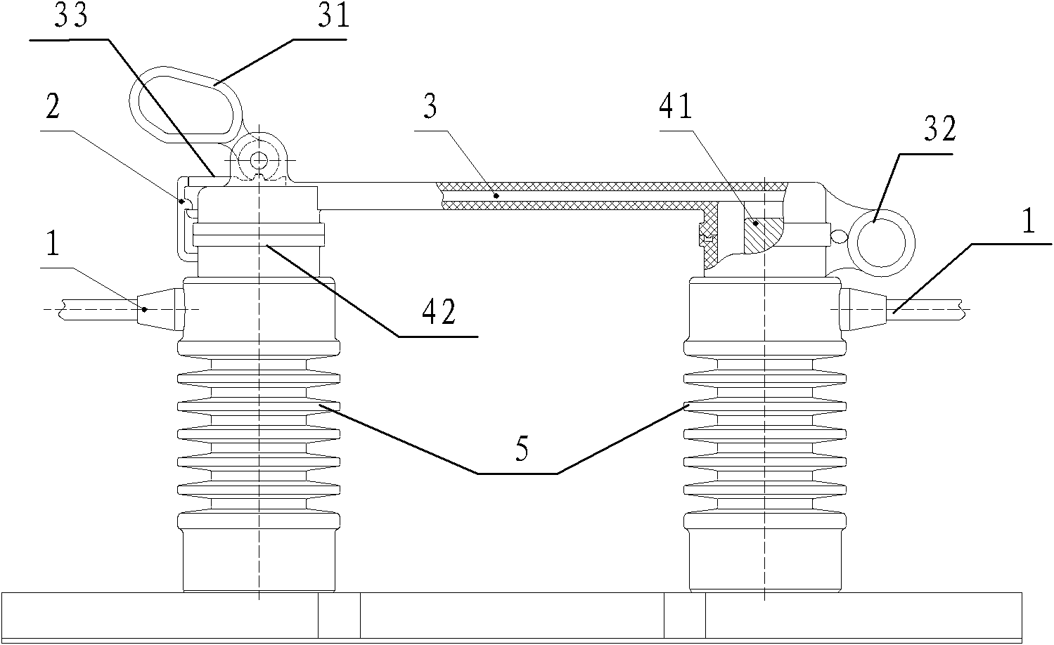 Totally-enclosed type outdoor high-voltage isolation switch