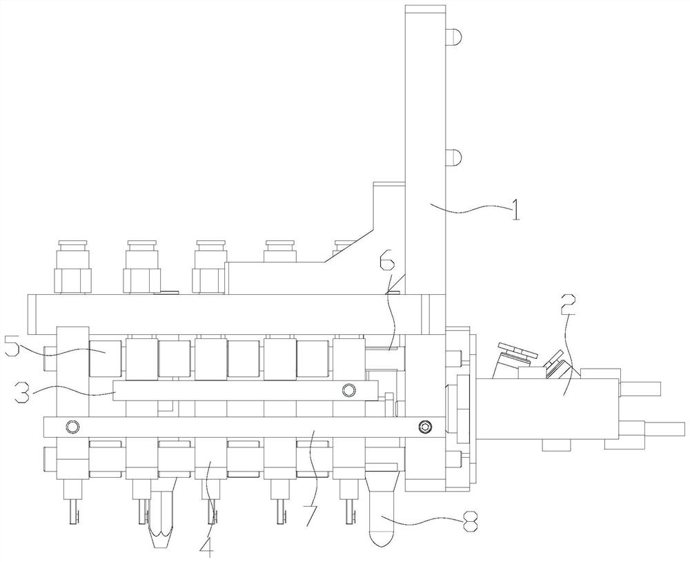 In-mold variable-pitch material moving module