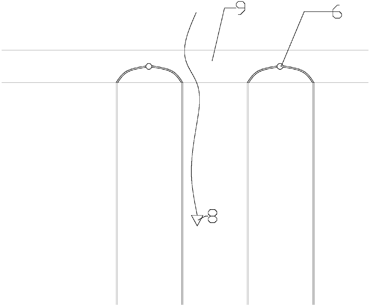 Heating-type plastic drainage plate and construction method thereof