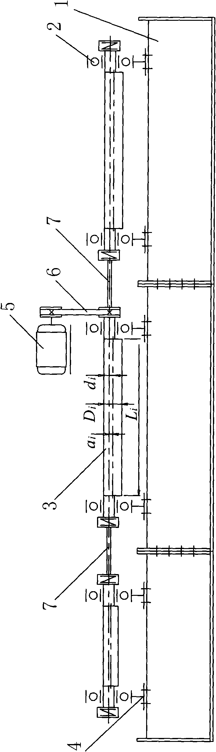 Paver screed satisfying transverse vibration uniformity