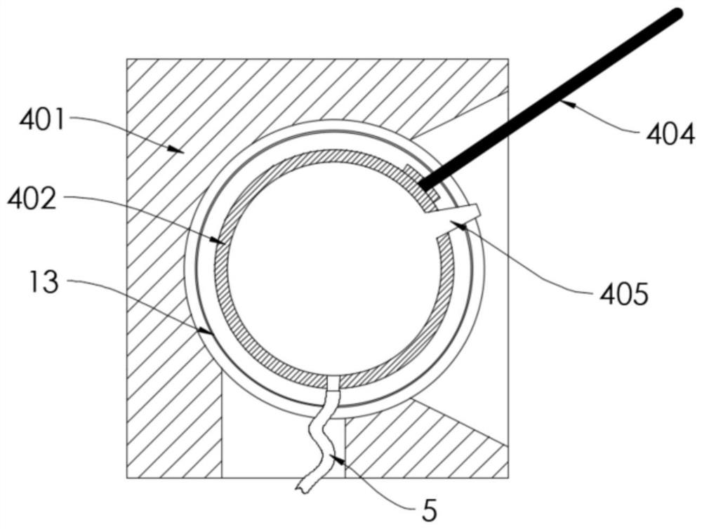 An escalator with an anti-pinch device and its operating method