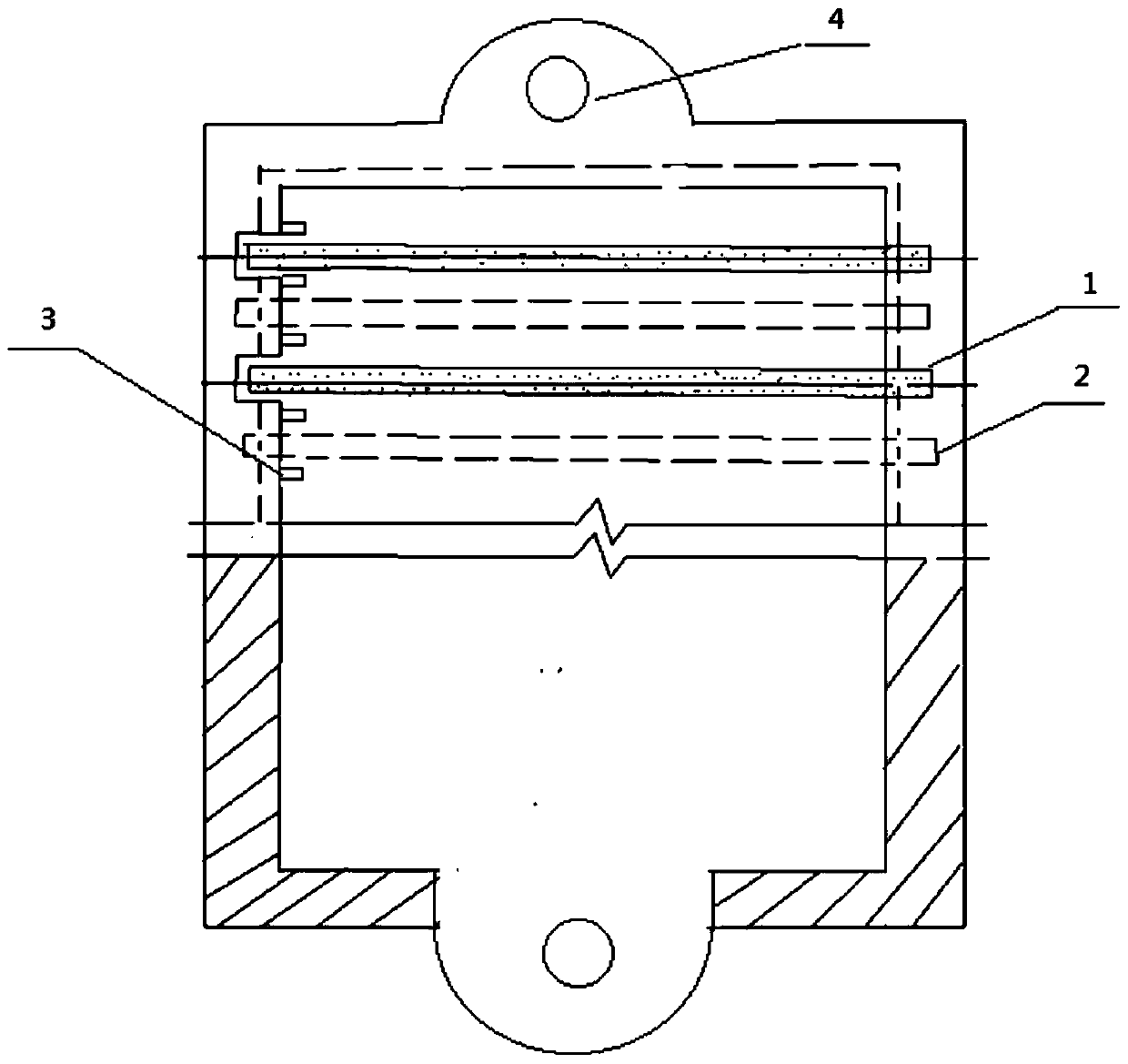 A device and operation method for copper electrolysis or copper electrowinning