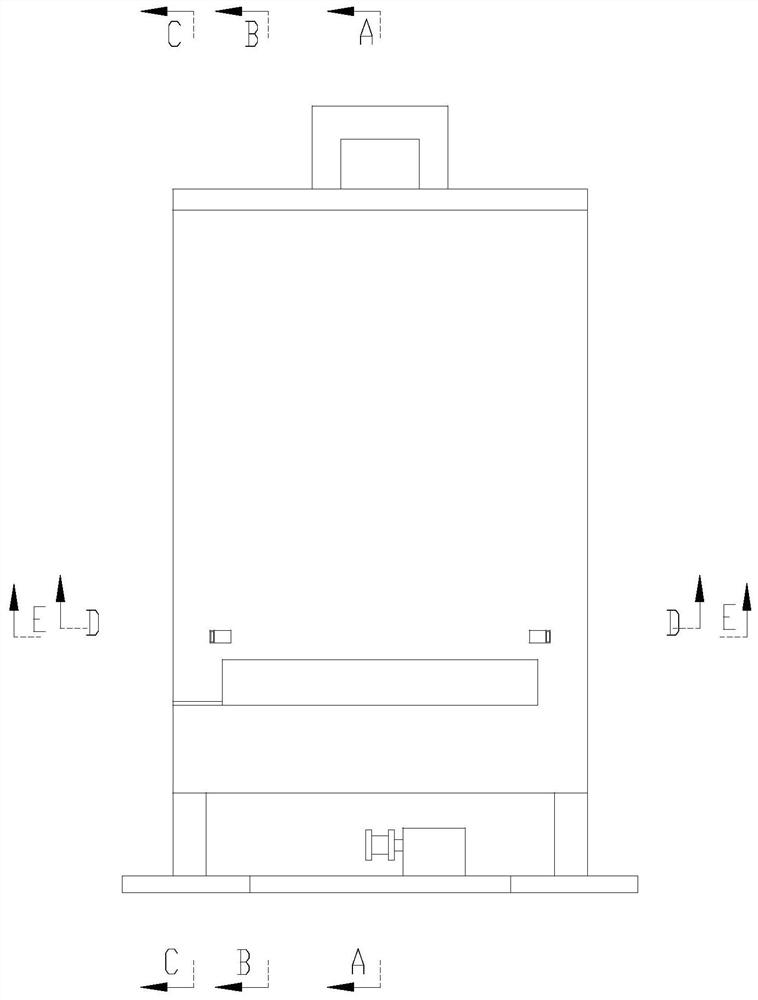 Silver-containing wastewater treatment device capable of reducing resource waste