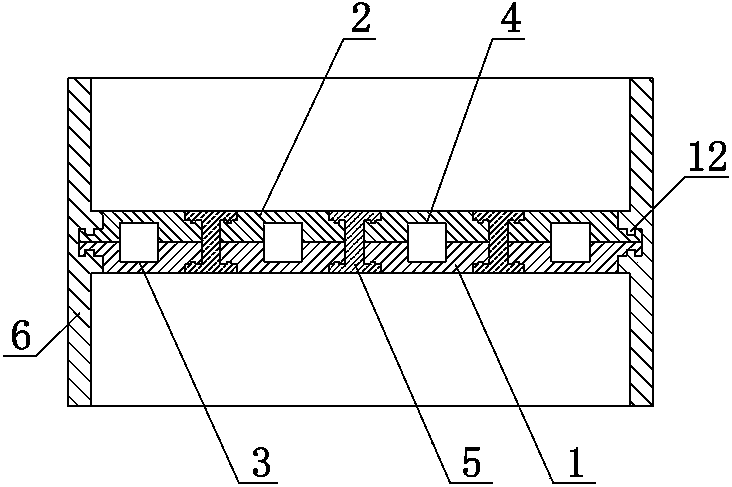 Totally-sealed cooling chamber