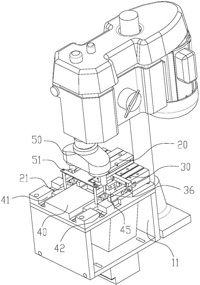 Automatic feeding tapping machine