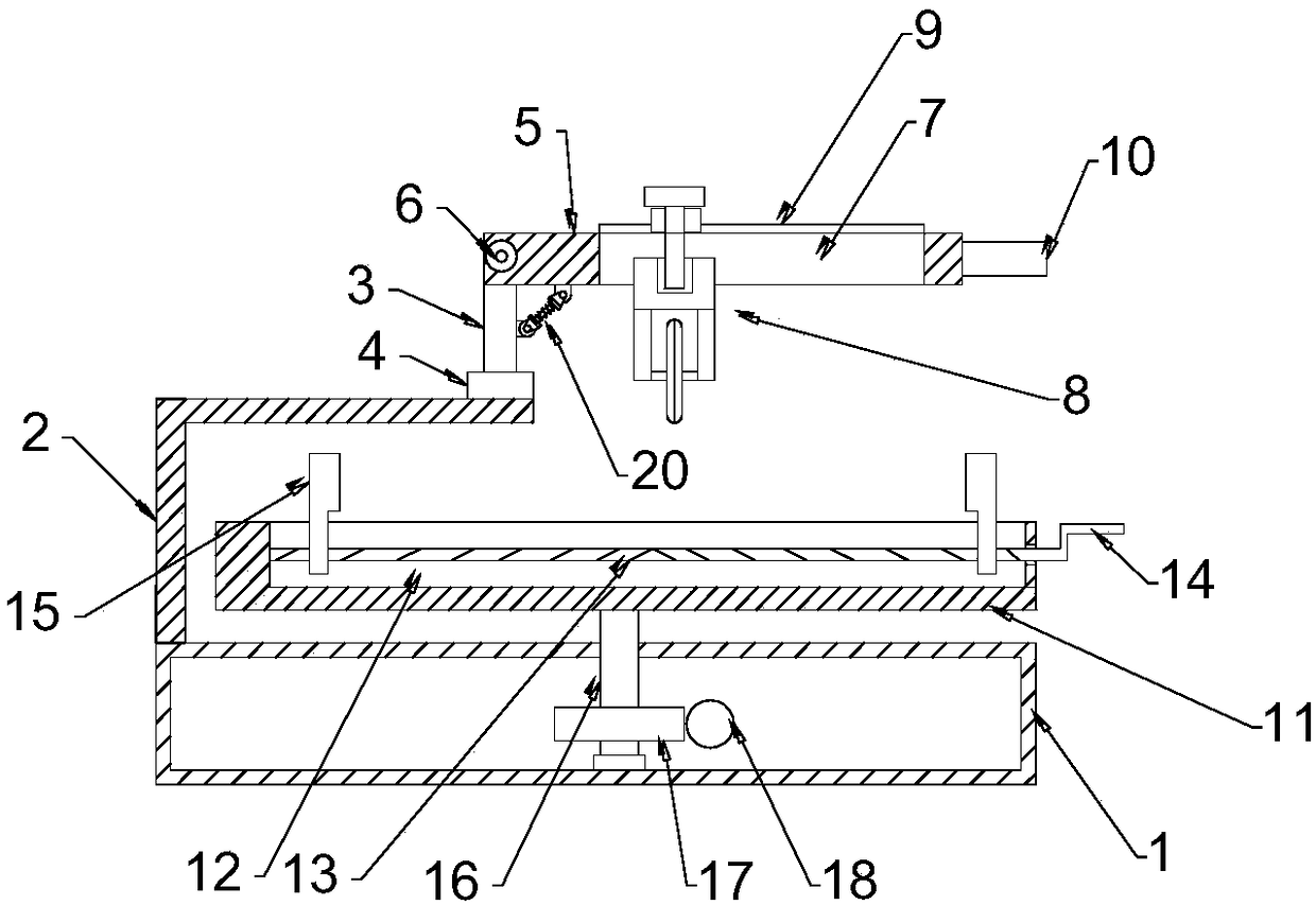 Ceramic tile arc cutting device convenient to adjust