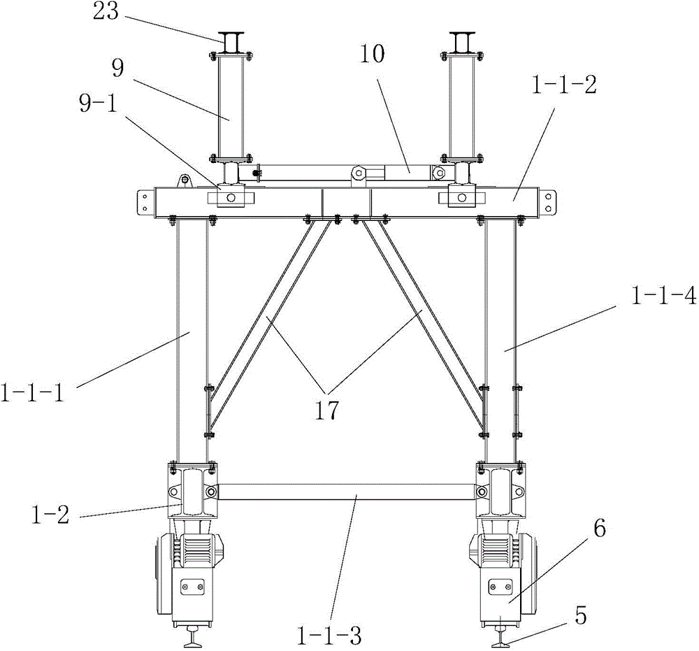 Combined lining formwork trolley for subway station