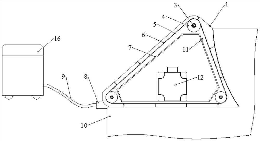 Escalator pedal cleaning device