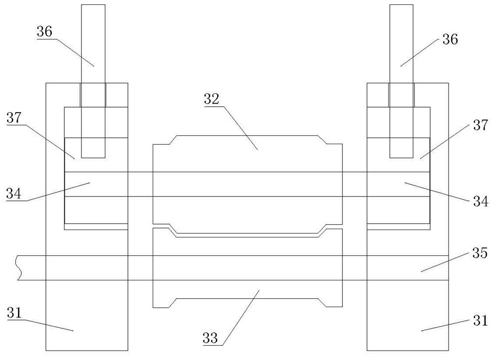 Efficient polishing-free automatic pipe making machine and pipe making method