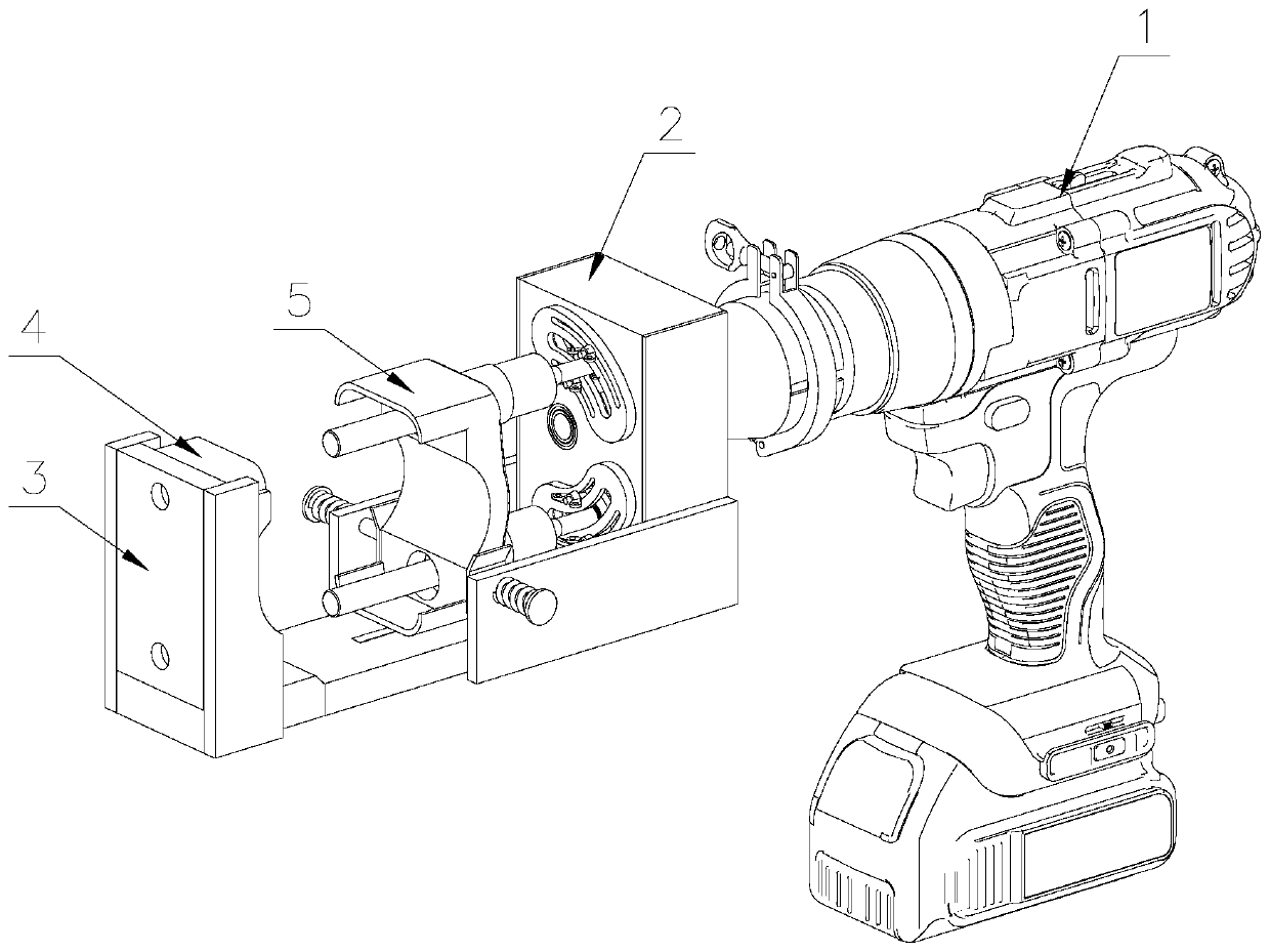 Cable clamp auxiliary installation device