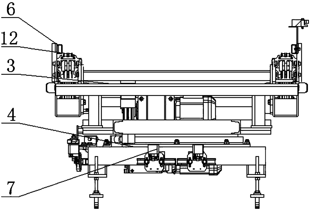 Conveyor for stepless speed regulating steering device