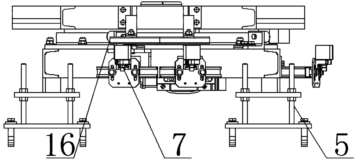 Conveyor for stepless speed regulating steering device