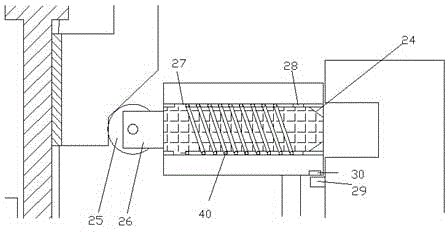 Building material lifting device capable of being locked automatically