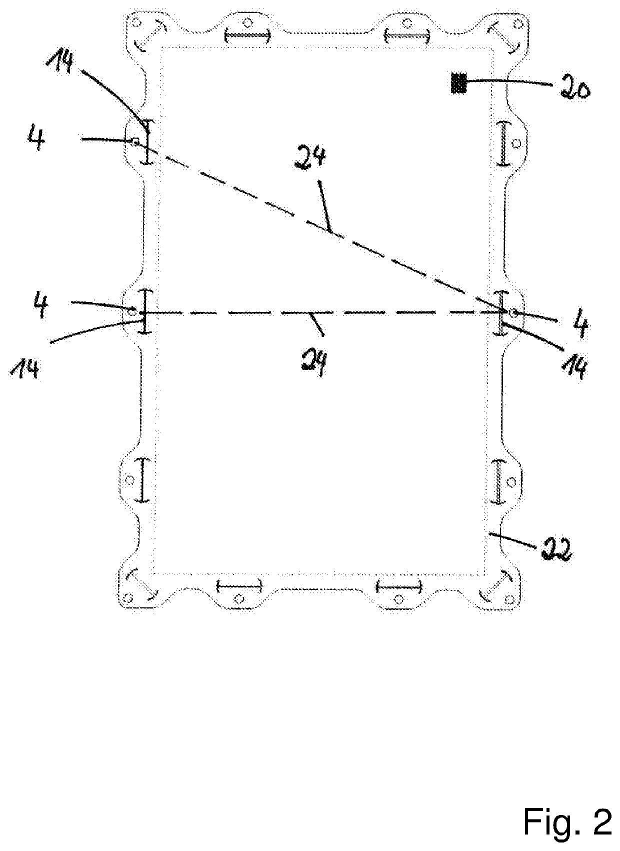 Metal Sheet with Contour Cut for Vibration Reduction