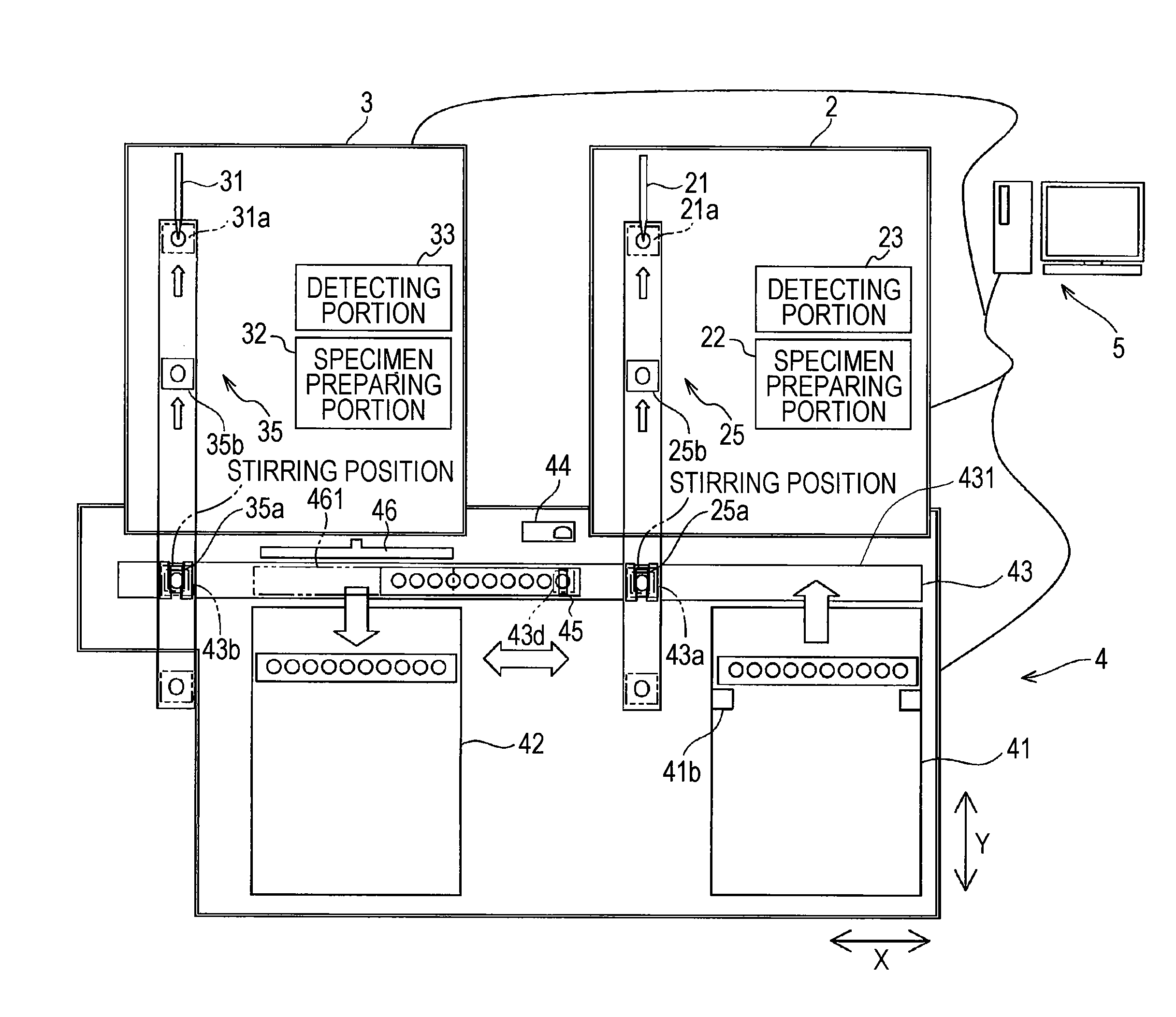 Sample analyzer and sample transporting method