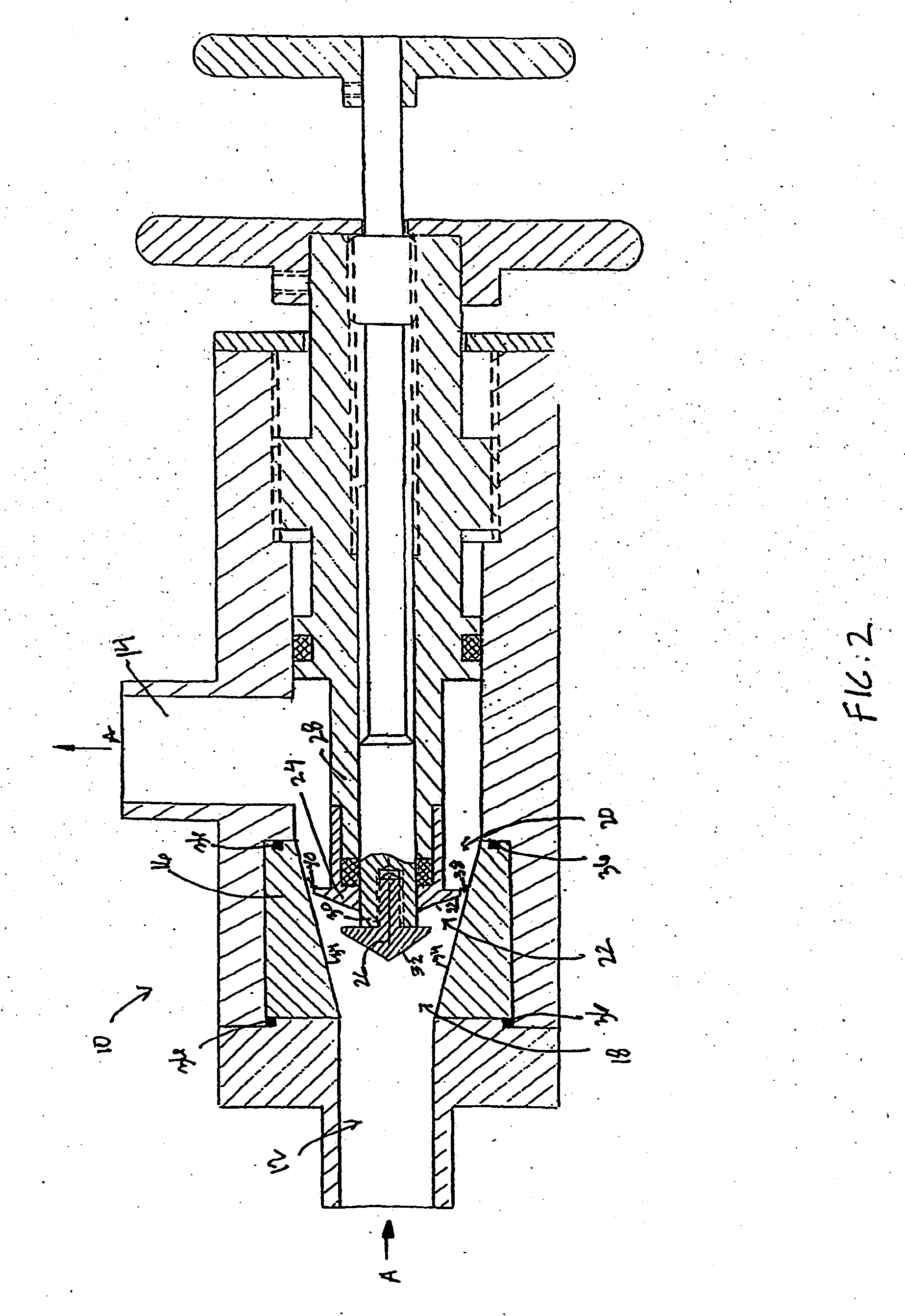 Device and method for creating hydrodynamic cavitation in fluids