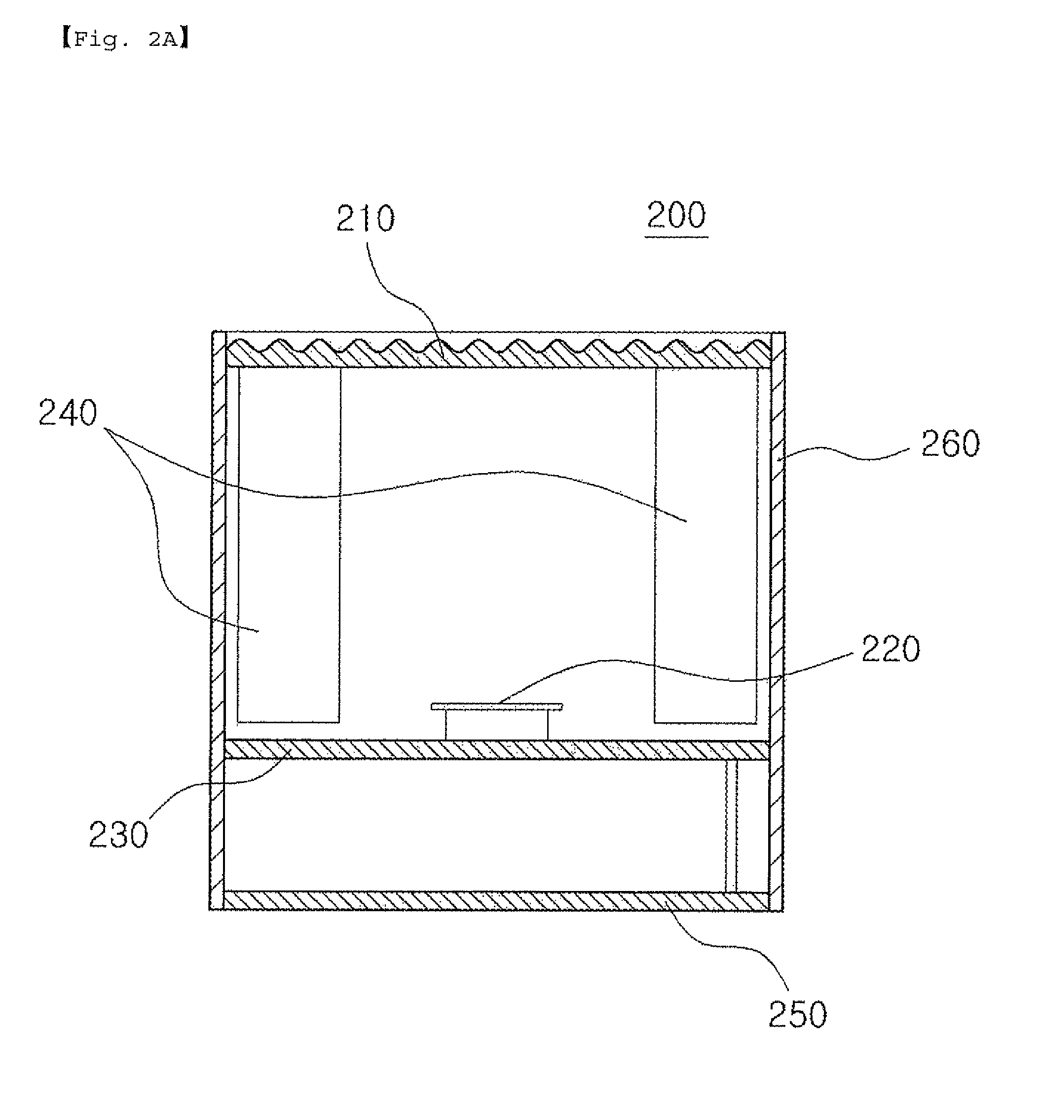 Solar tracking device and method for high-effective concentration photovoltaic