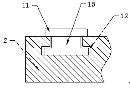 Auxiliary device for hoisting maintenance of injection mold