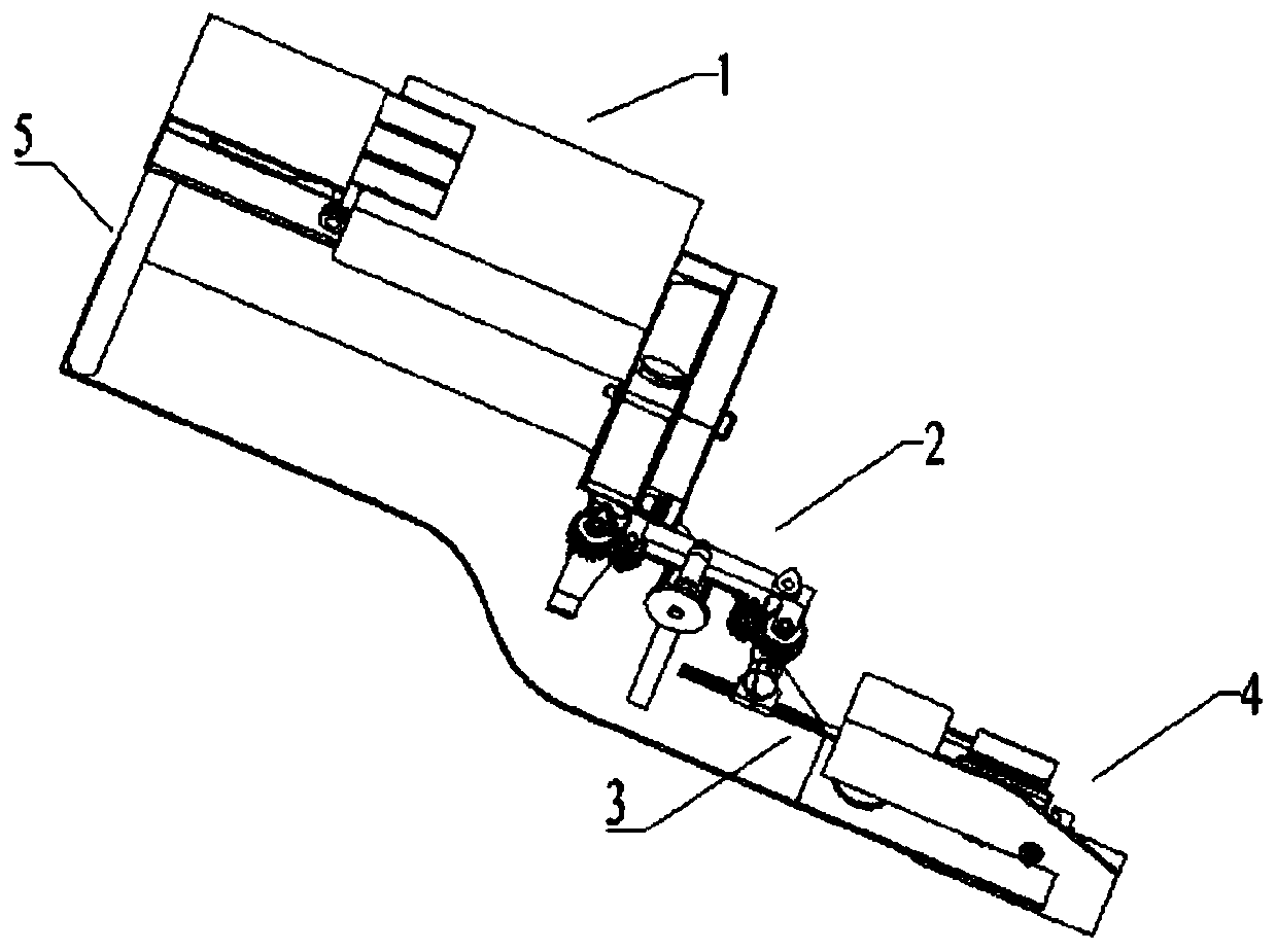 Full-automatic glutinous rice dumpling making device and full-automatic glutinous rice dumpling making method