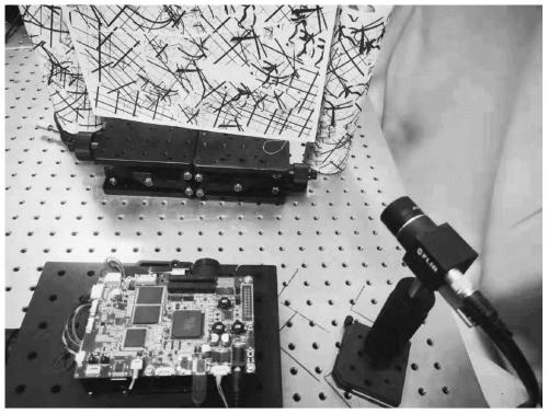 Camouflage detection method based on composite quadrature phase shift stripes