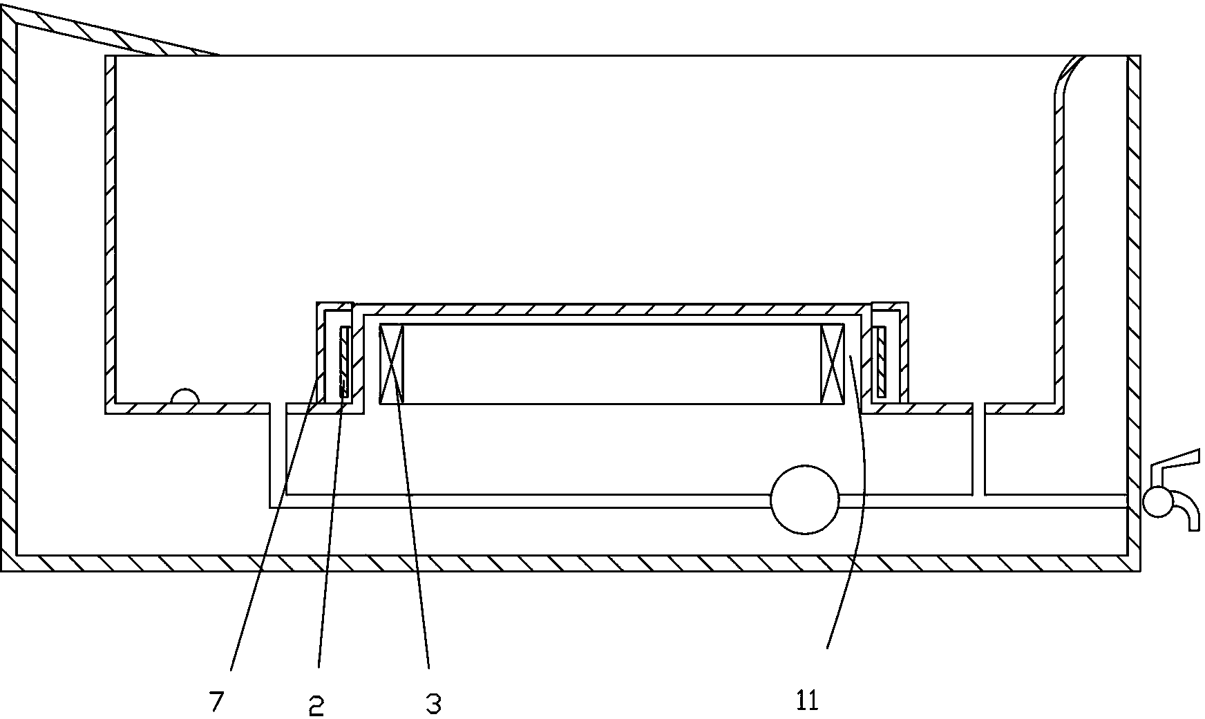 Foot tub capable of generating micro clustered water