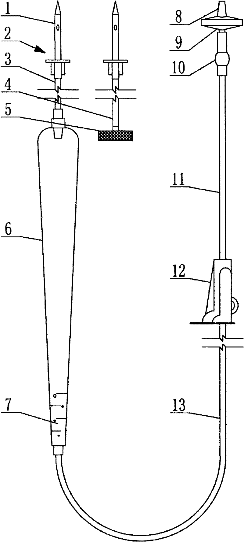 Disposable exhaust-free liquid replenishing transfusion device