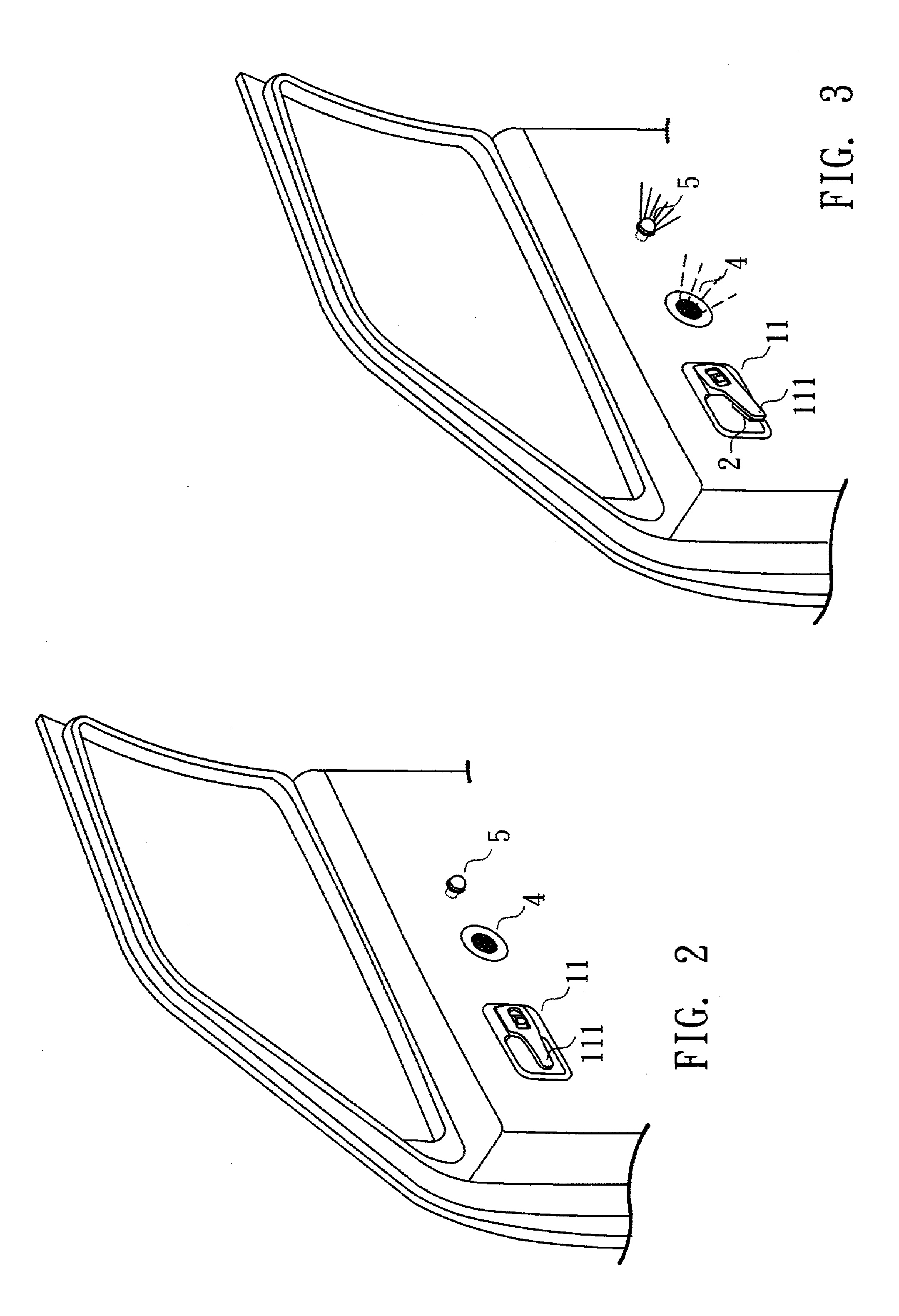 System for alerting automobile driver when opening door