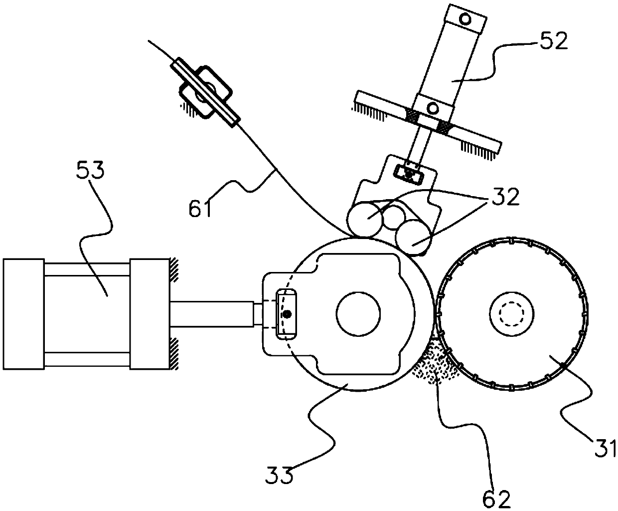 Fiber cutting device and fiber reinforced composite material mixing equipment