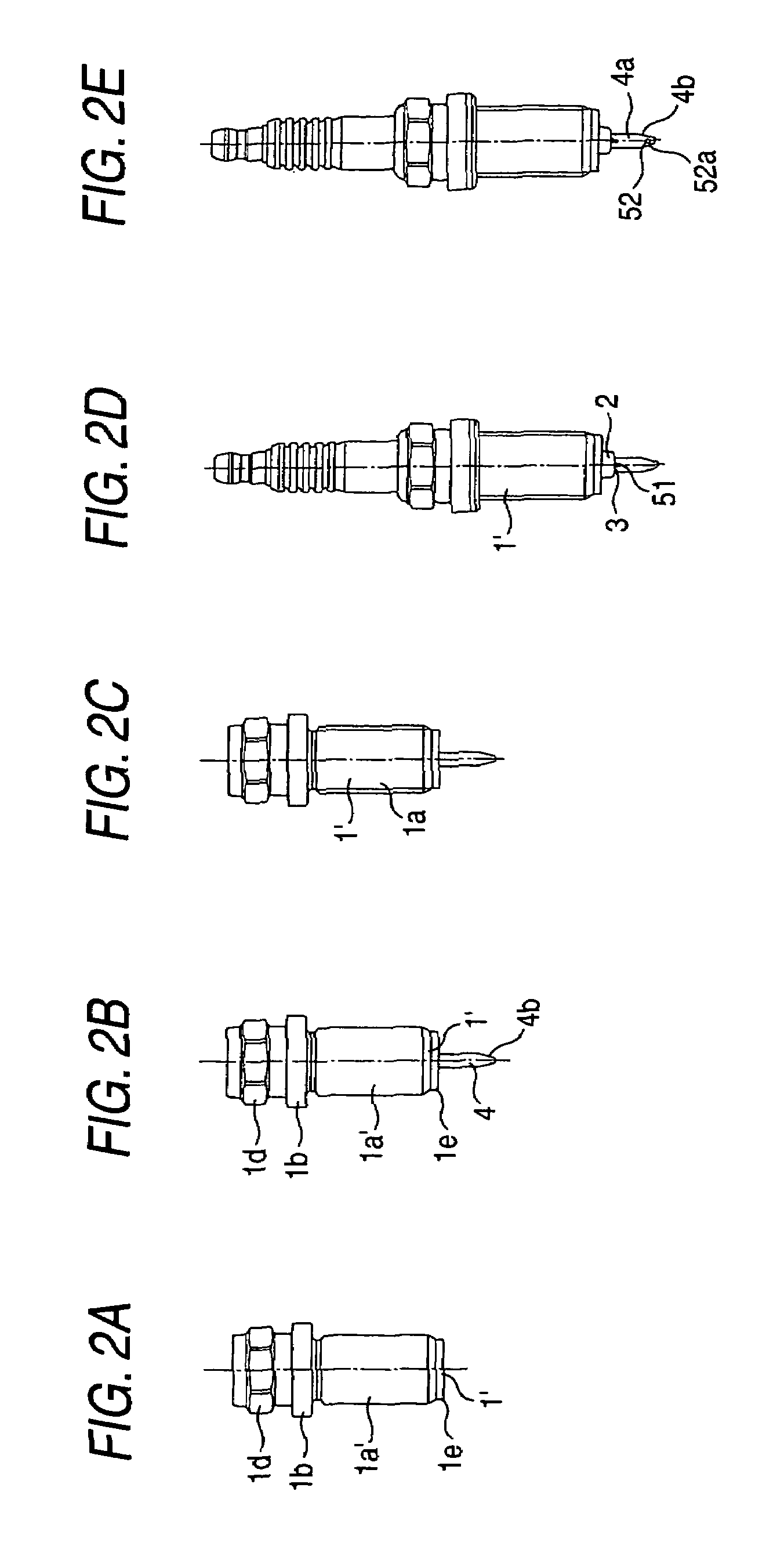 Spark plug having a specific structure of noble metal tip on ground electrode