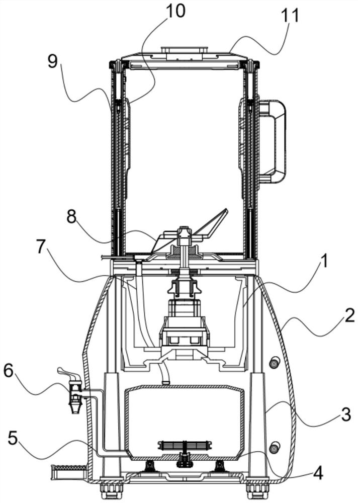 Juicer with telescopic juicing cavity